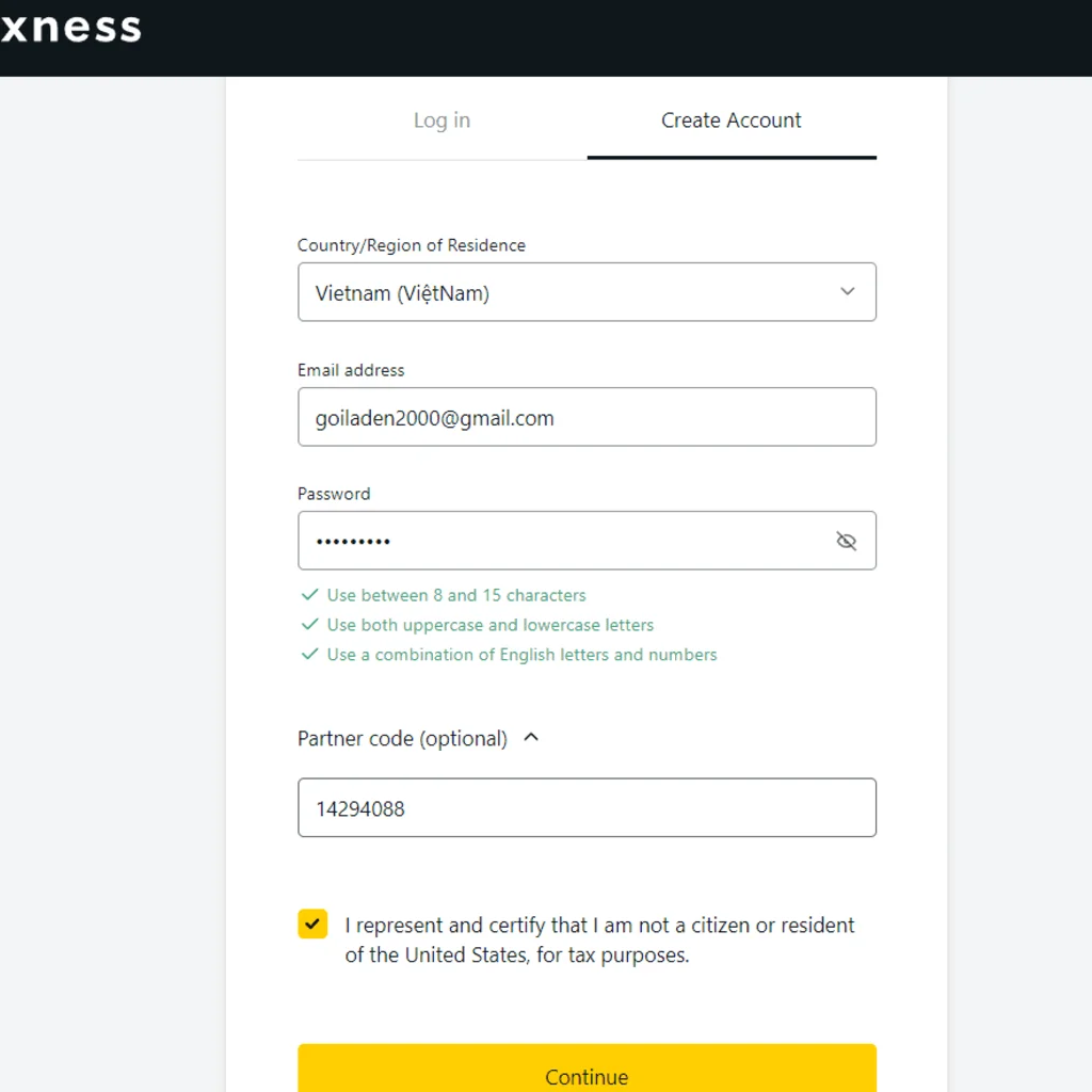 Fill in your email and password when registering an Exness accountExnessアカウントを登録する際にはメールアドレスとパスワードを入力してください